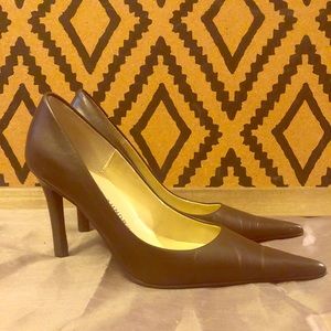 Brown pointed toe Chinese Laundry Heels